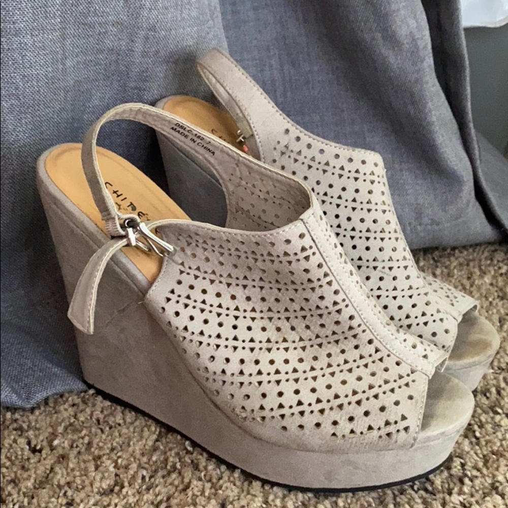 Chinese Laundry Wedges